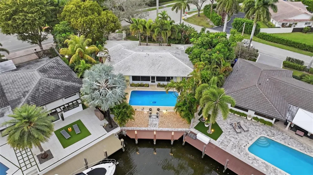 2800 NE 29th Street Fort Lauderdale, FL 33306