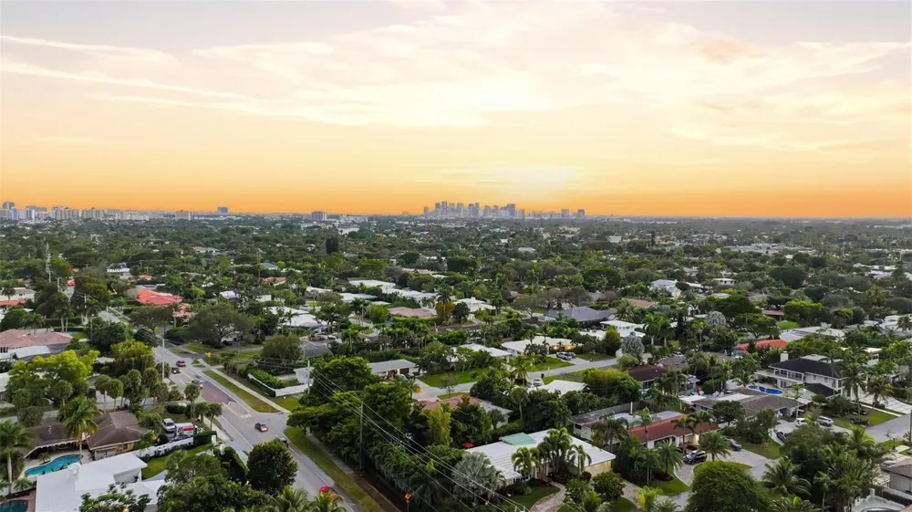 2800 NE 29th Street Fort Lauderdale, FL 33306