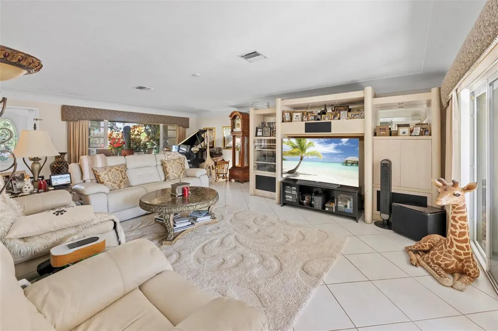 2800 NE 29th Street Fort Lauderdale, FL 33306