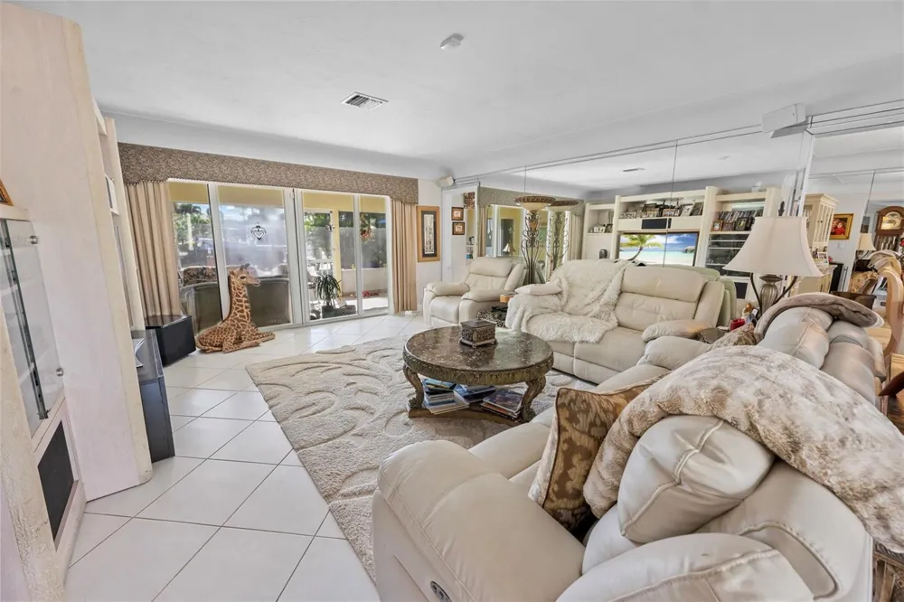 2800 NE 29th Street Fort Lauderdale, FL 33306