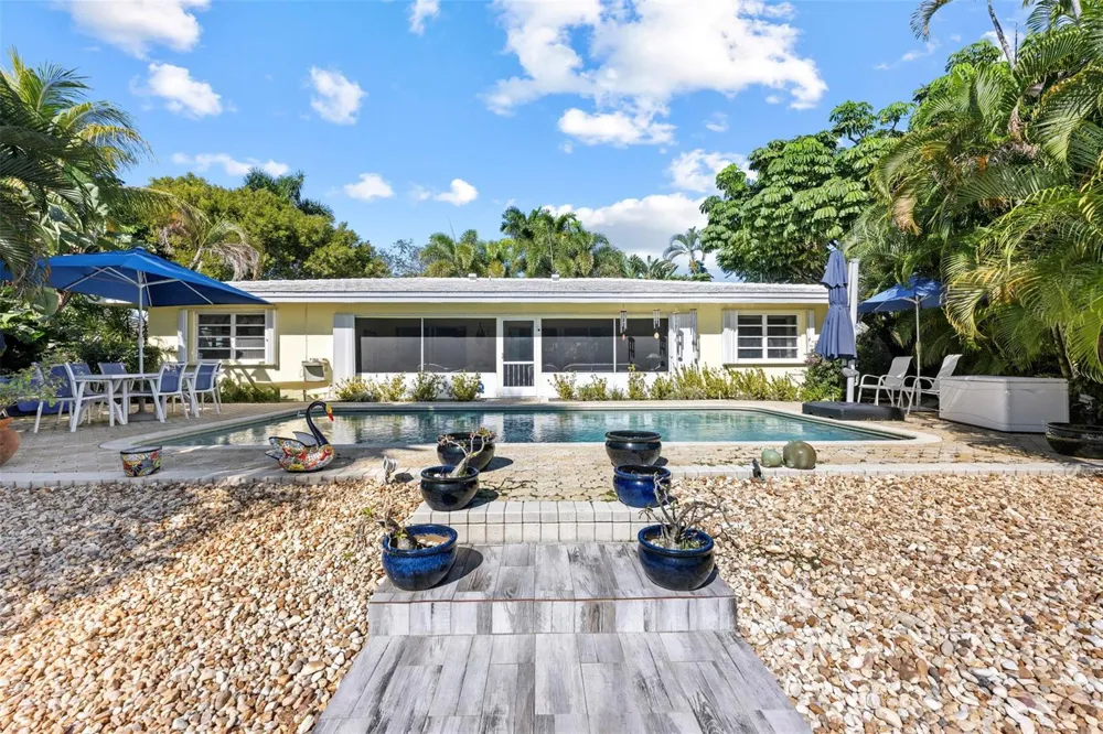2800 NE 29th Street Fort Lauderdale, FL 33306