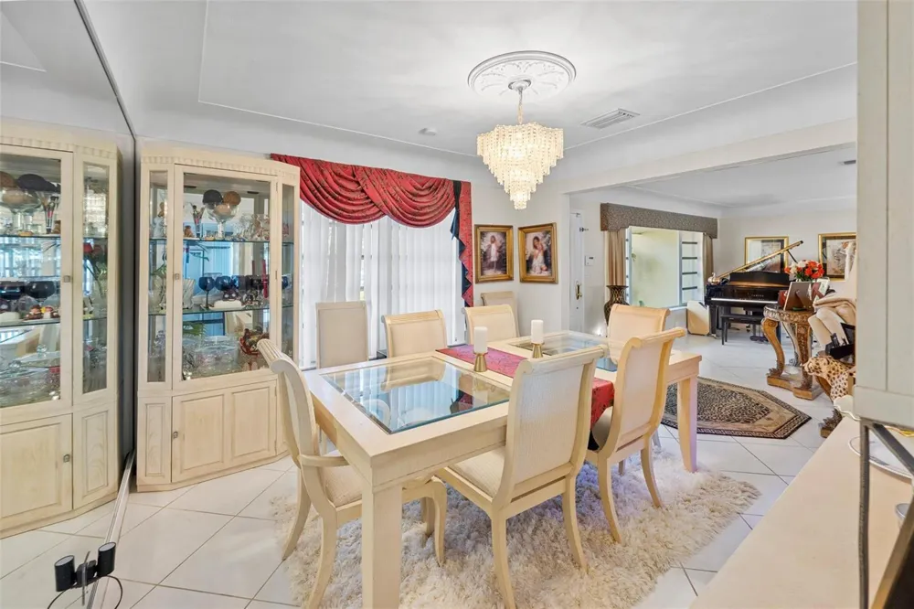 2800 NE 29th Street Fort Lauderdale, FL 33306
