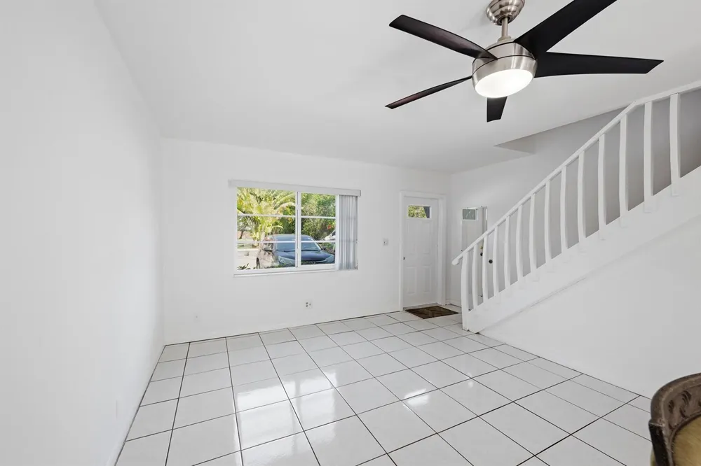 67 NE 20th Court #6h Wilton Manors, FL 33305