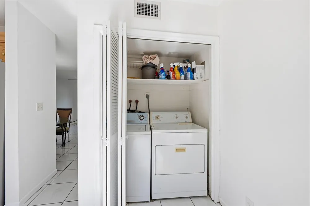 67 NE 20th Court #6h Wilton Manors, FL 33305