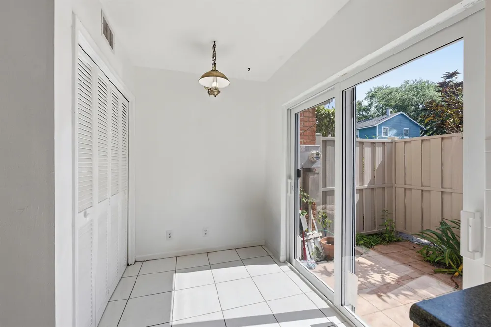 67 NE 20th Court #6h Wilton Manors, FL 33305