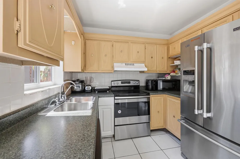 67 NE 20th Court #6h Wilton Manors, FL 33305