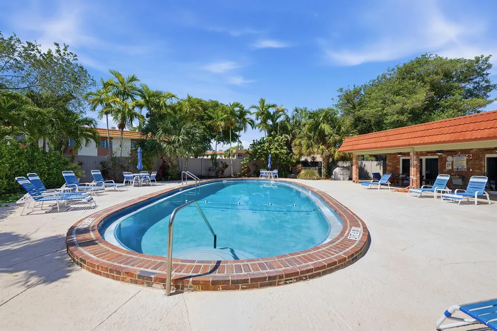 67 NE 20th Court #6h Wilton Manors, FL 33305