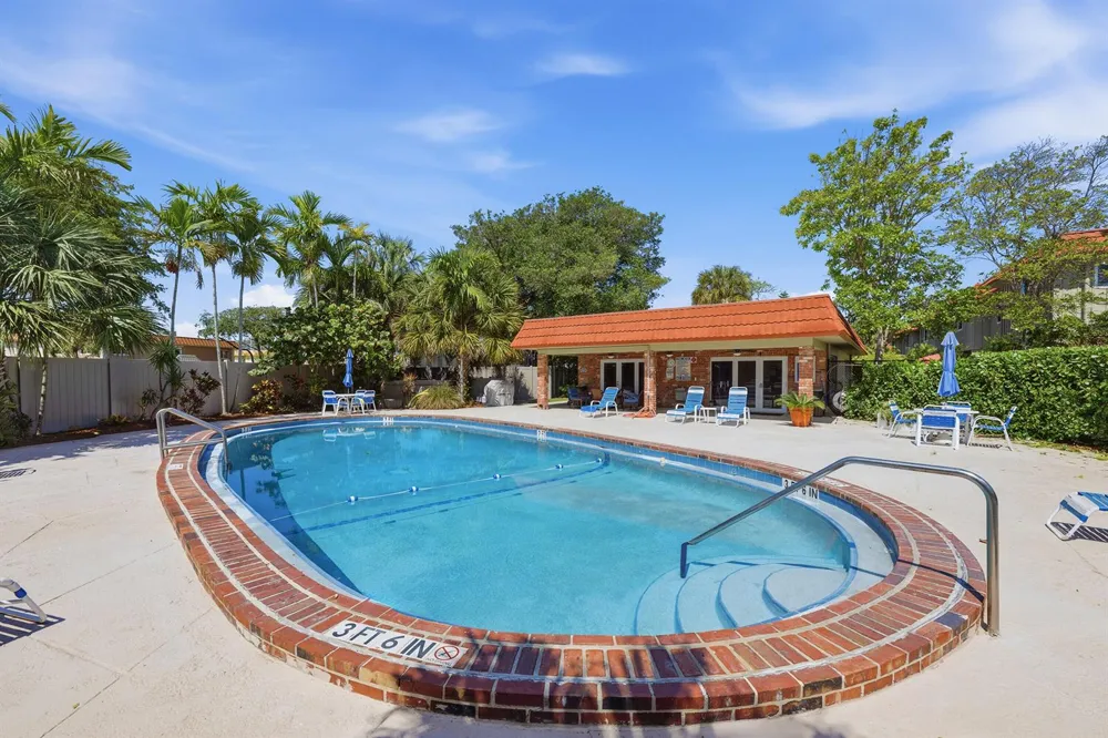 67 NE 20th Court #6h Wilton Manors, FL 33305