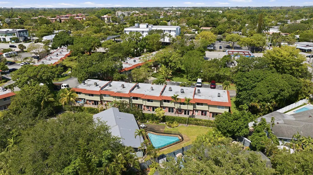 67 NE 20th Court #6h Wilton Manors, FL 33305