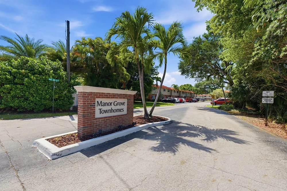 67 NE 20th Court #6h Wilton Manors, FL 33305