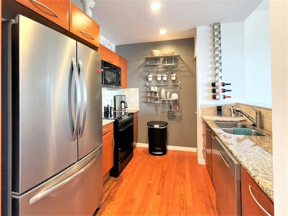 511 Lucerne Avenue #616 