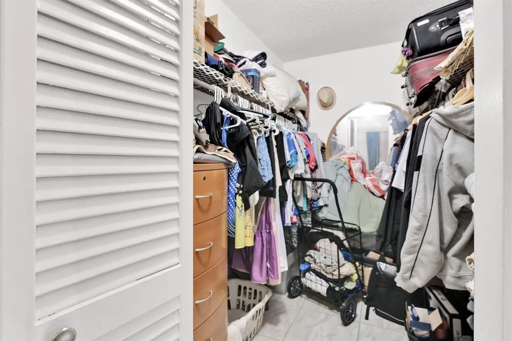 711 Lori Drive #204 Palm Springs, FL 33461