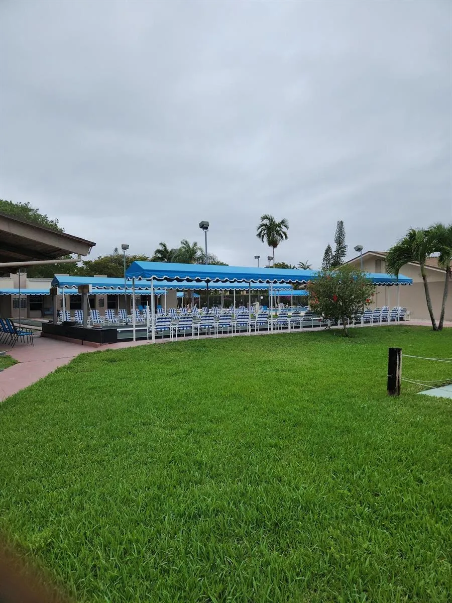711 Lori Drive #204 Palm Springs, FL 33461