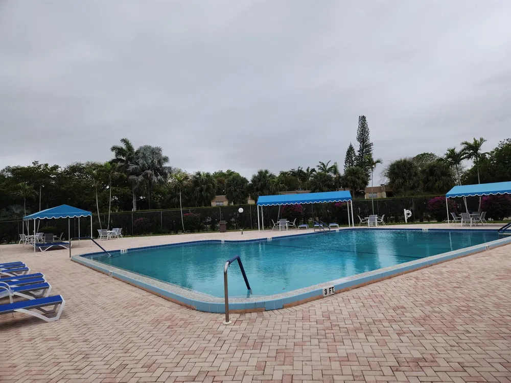 711 Lori Drive #204 Palm Springs, FL 33461