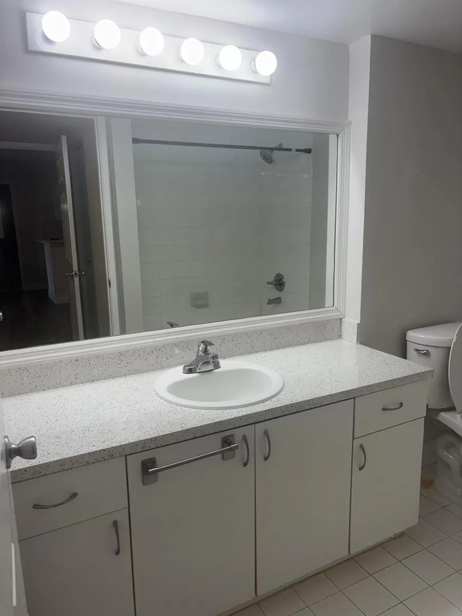 3844 Lyons Road #206 Coconut Creek, FL 33073