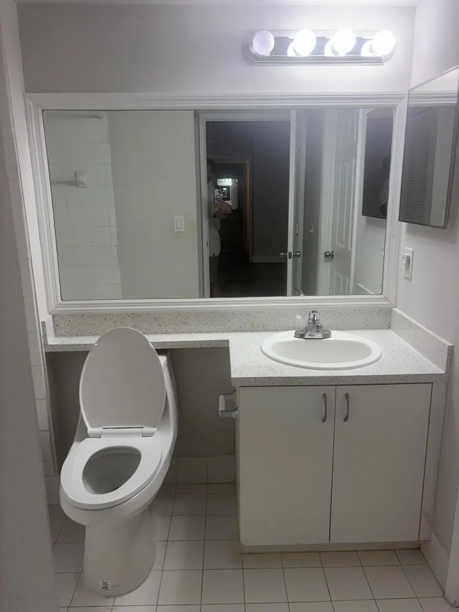3844 Lyons Road #206 Coconut Creek, FL 33073