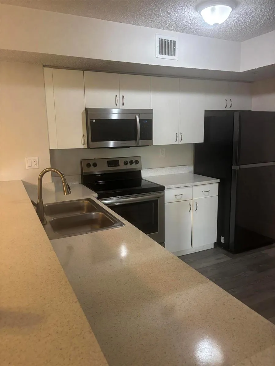 3844 Lyons Road #206 Coconut Creek, FL 33073