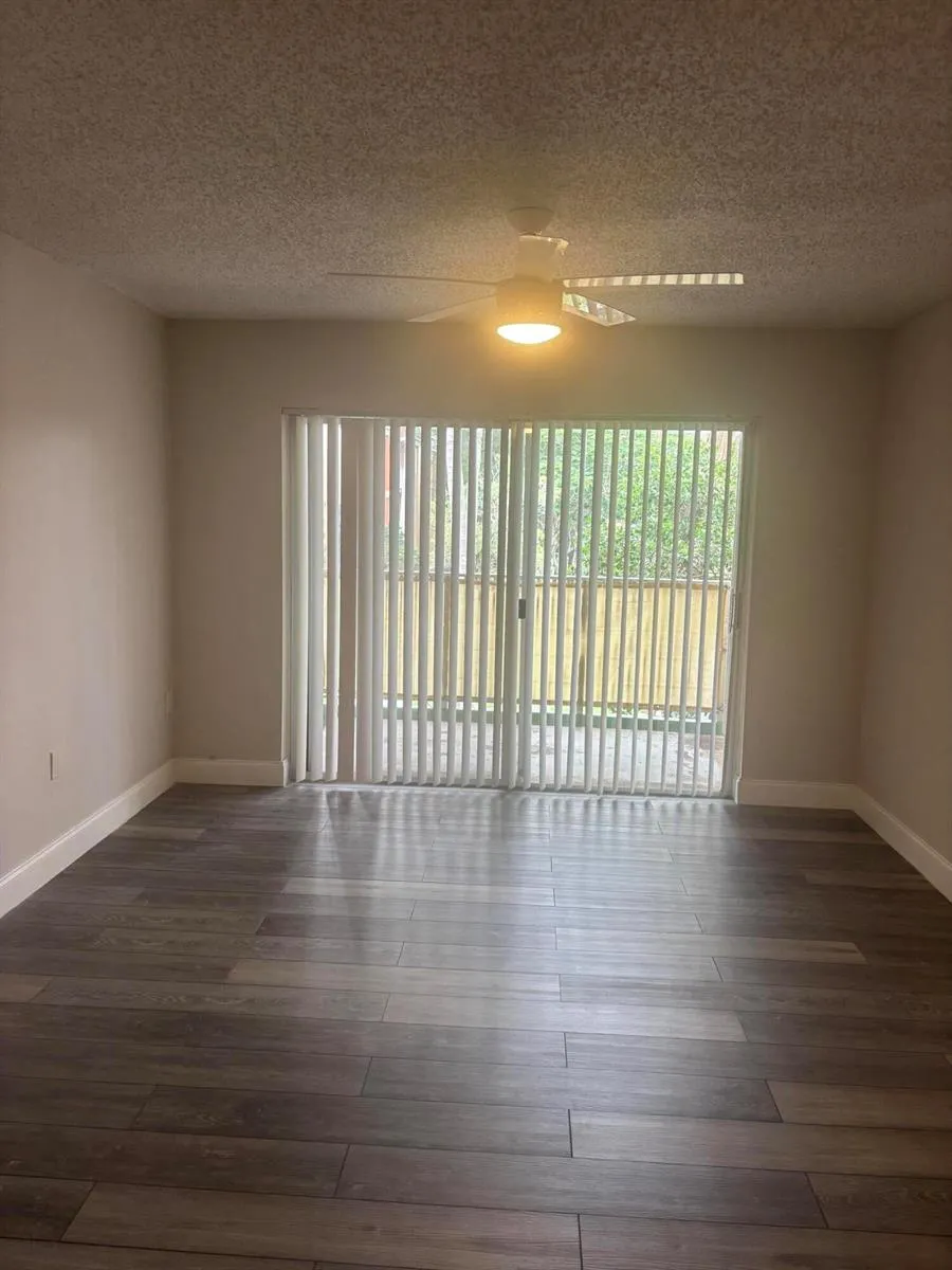 3844 Lyons Road #206 Coconut Creek, FL 33073