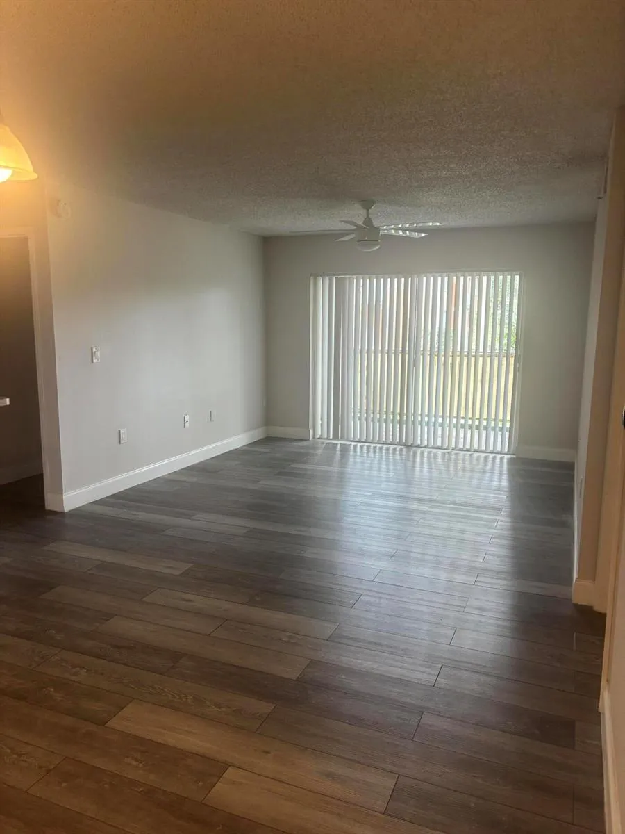 3844 Lyons Road #206 Coconut Creek, FL 33073