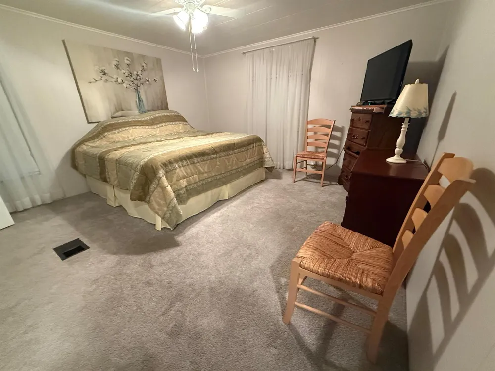 8044 SE Patriot Avenue Hobe Sound, FL 33455