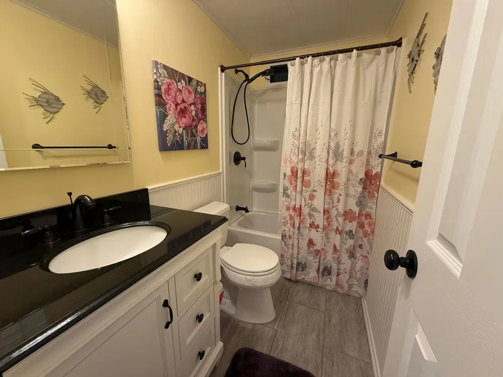 8044 SE Patriot Avenue Hobe Sound, FL 33455