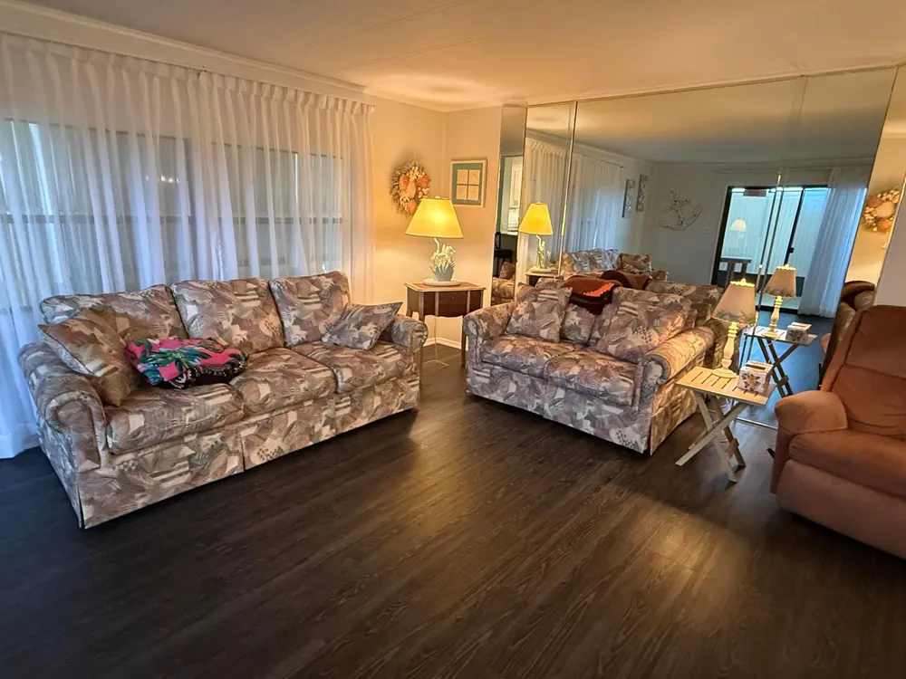 8044 SE Patriot Avenue Hobe Sound, FL 33455