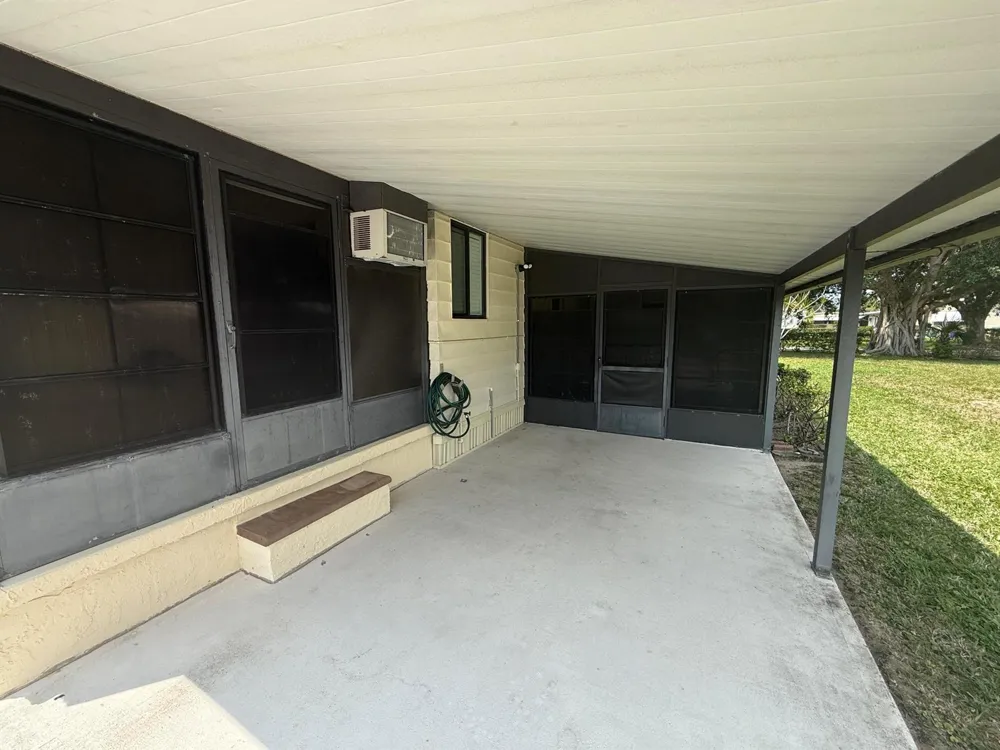 8044 SE Patriot Avenue Hobe Sound, FL 33455