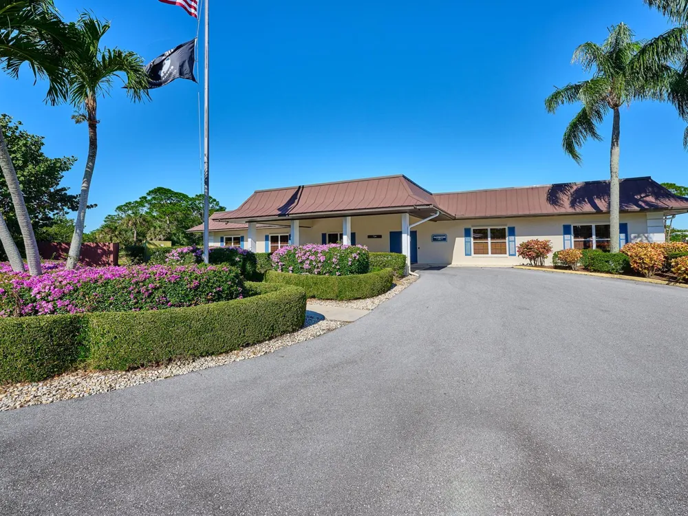 8044 SE Patriot Avenue Hobe Sound, FL 33455
