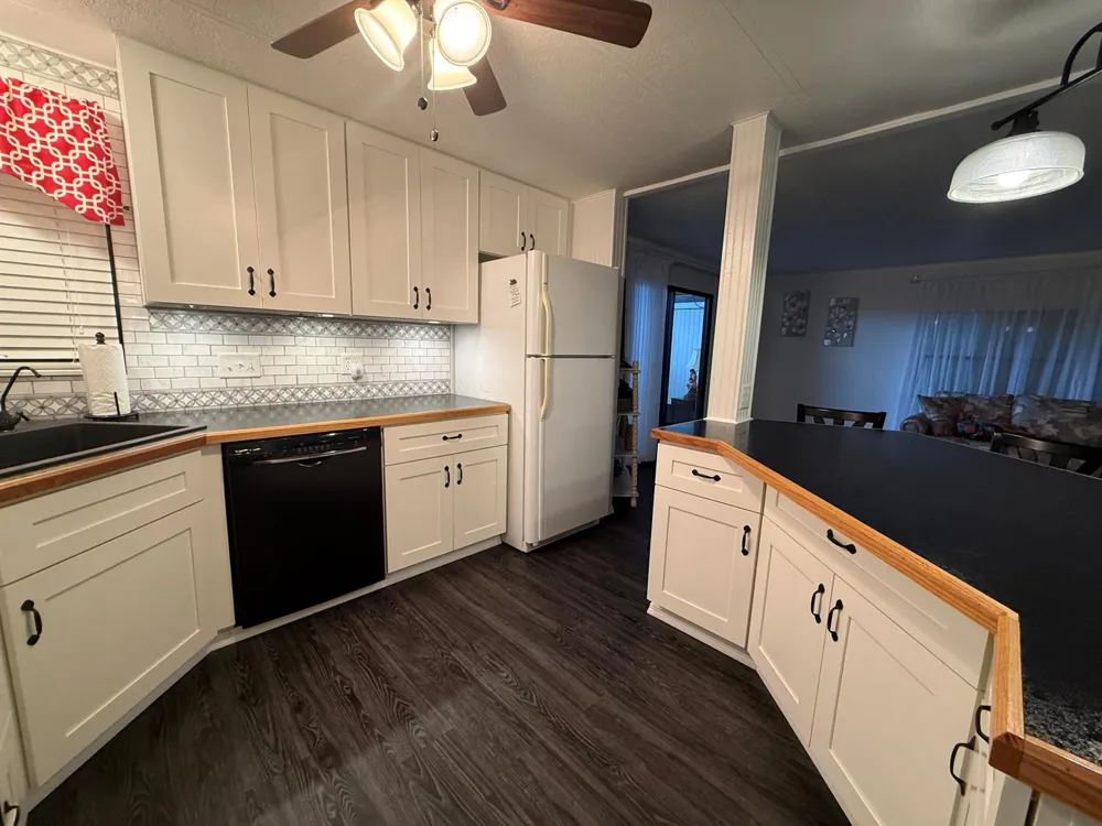8044 SE Patriot Avenue Hobe Sound, FL 33455
