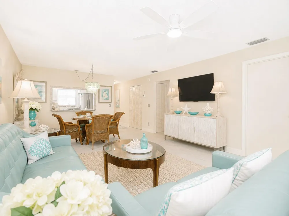 400 18th Street #G5 Vero Beach, FL 32960