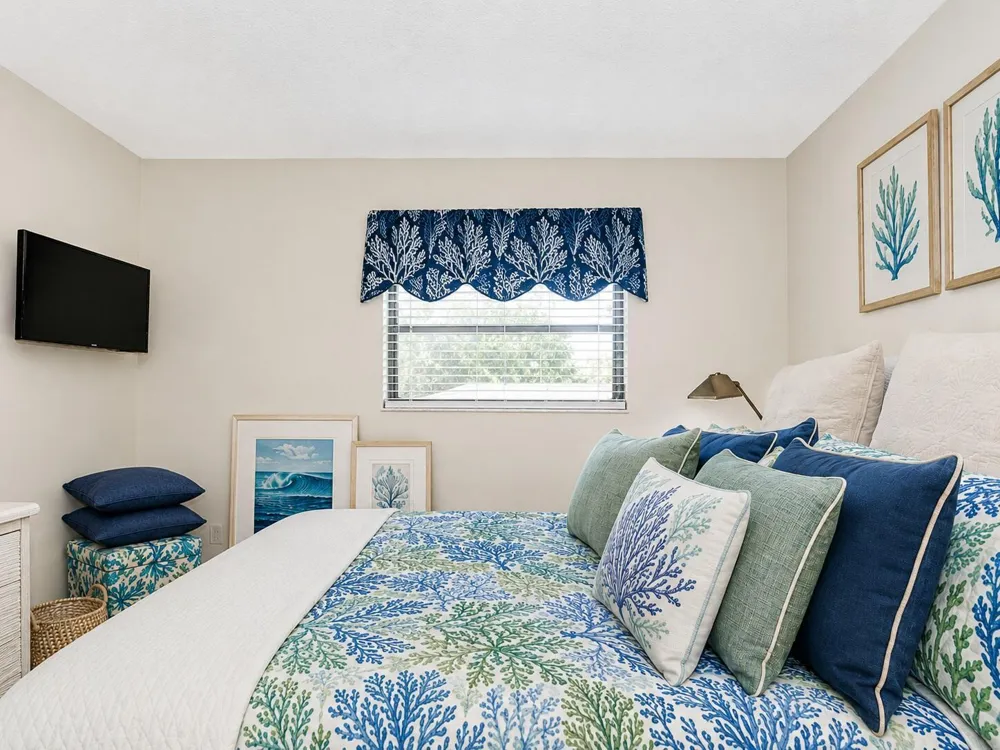 400 18th Street #G5 Vero Beach, FL 32960