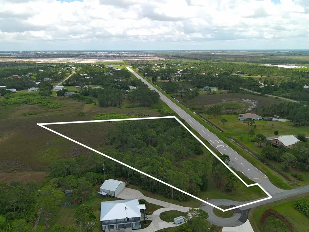 12370 Skymaster Street Port St. Lucie, FL 34987