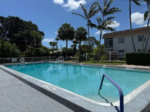 2950 SE Ocean Boulevard #10-2