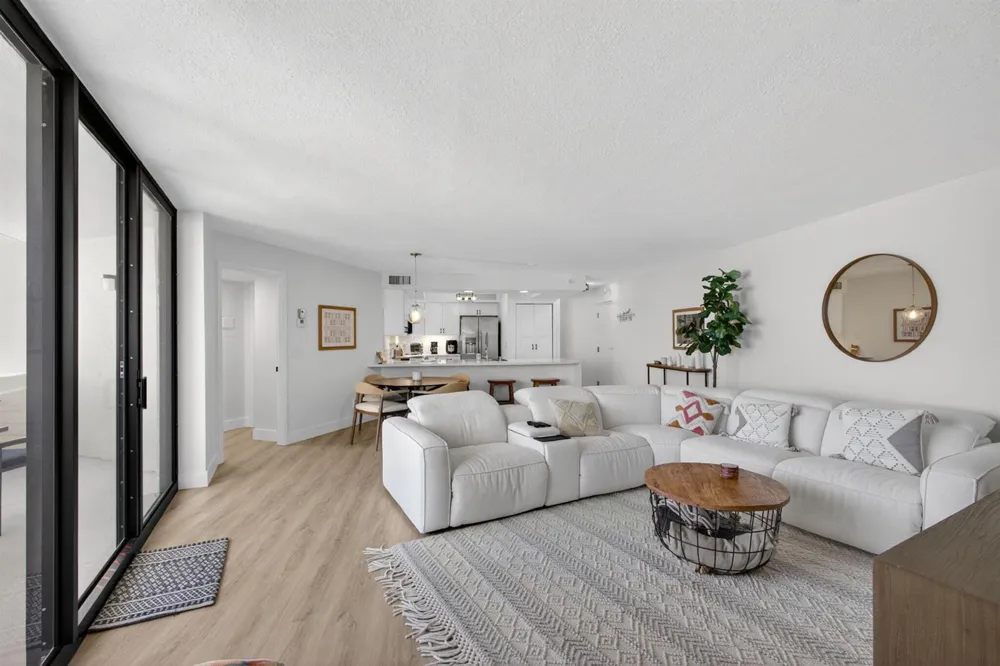 2800 Ocean Drive #A-19c Riviera Beach, FL 33404