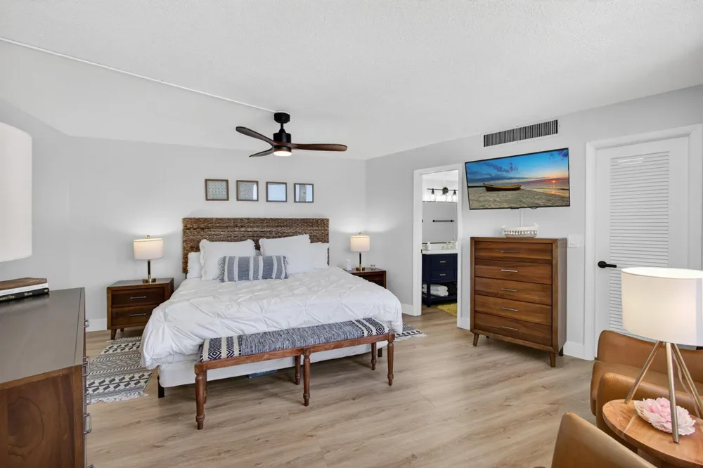 2800 Ocean Drive #A-19c Riviera Beach, FL 33404