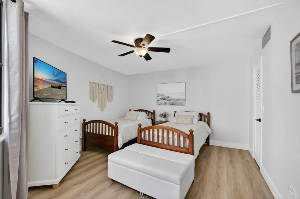 2800 Ocean Drive #A-19c Riviera Beach, FL 33404