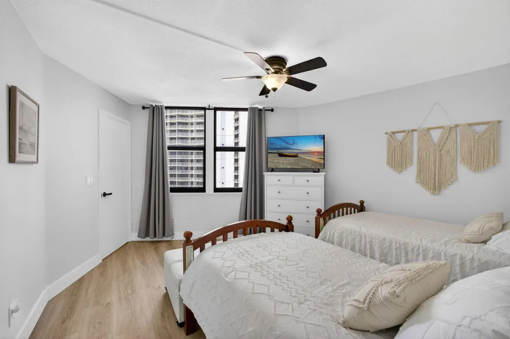 2800 Ocean Drive #A-19c Riviera Beach, FL 33404