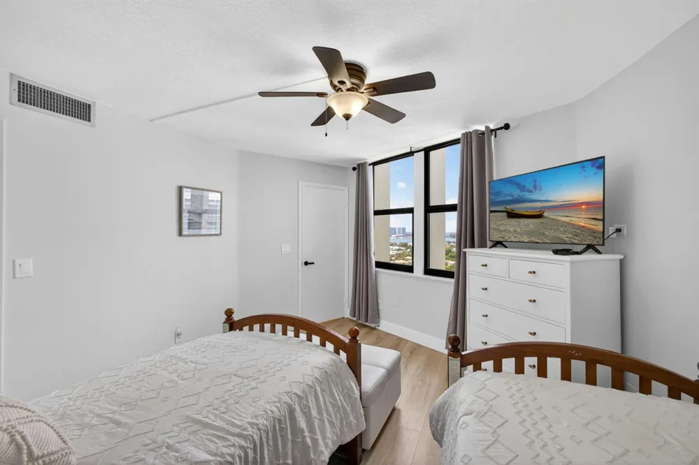 2800 Ocean Drive #A-19c Riviera Beach, FL 33404