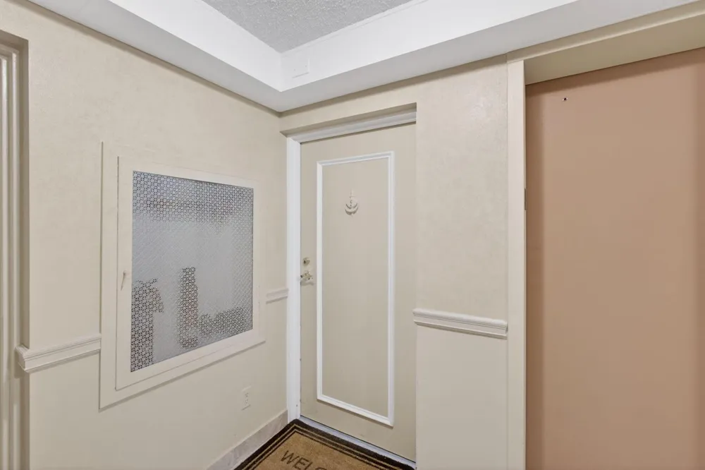 2800 Ocean Drive #A-19c Riviera Beach, FL 33404