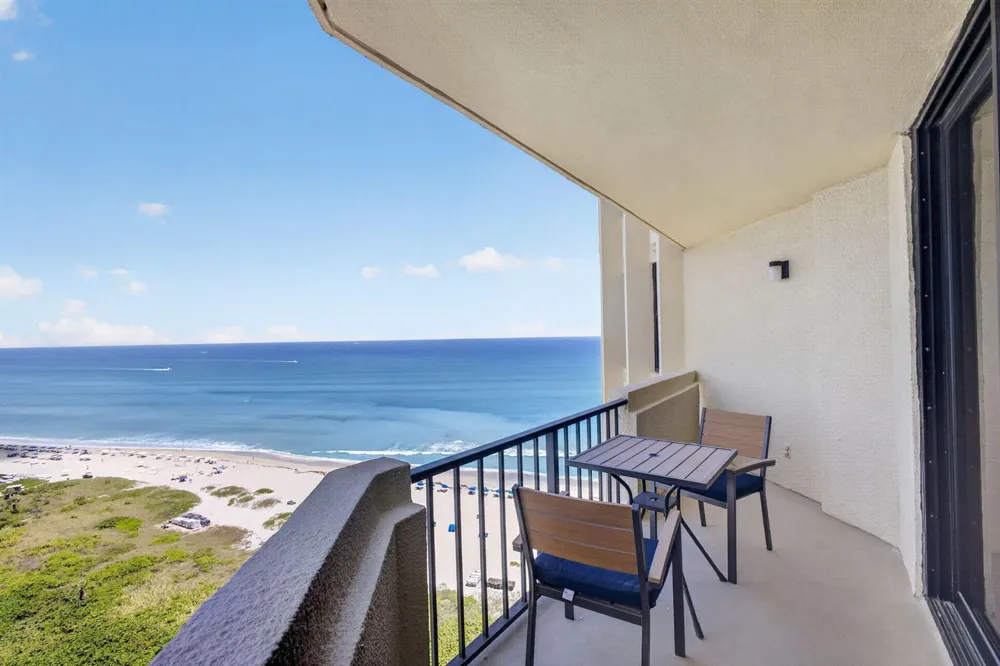2800 Ocean Drive #A-19c Riviera Beach, FL 33404
