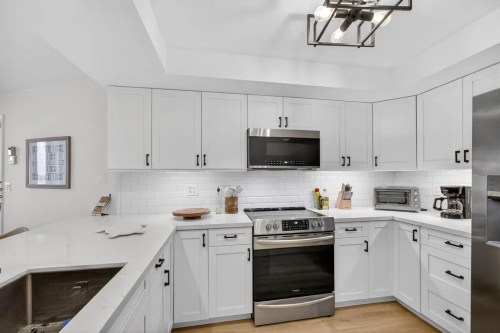 2800 Ocean Drive #A-19c Riviera Beach, FL 33404