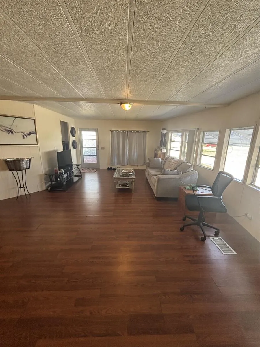 6445 Cypress Lane Atlantis, FL 33462