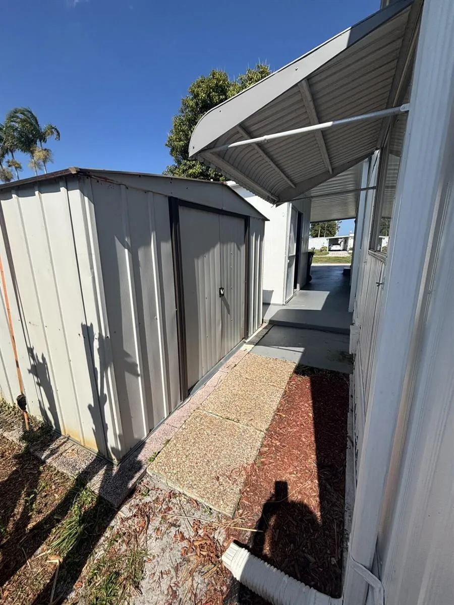 6445 Cypress Lane Atlantis, FL 33462