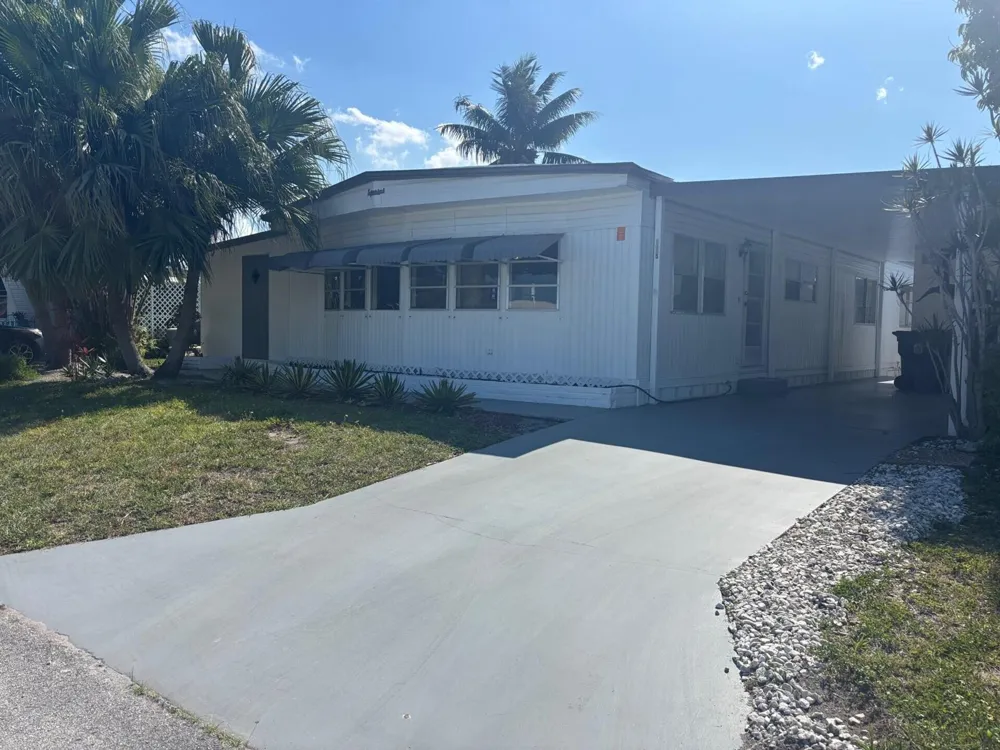 6445 Cypress Lane Atlantis, FL 33462