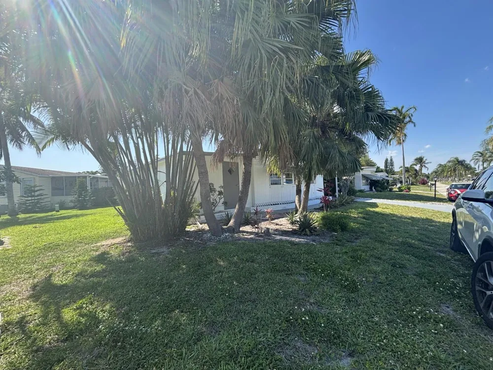 6445 Cypress Lane Atlantis, FL 33462