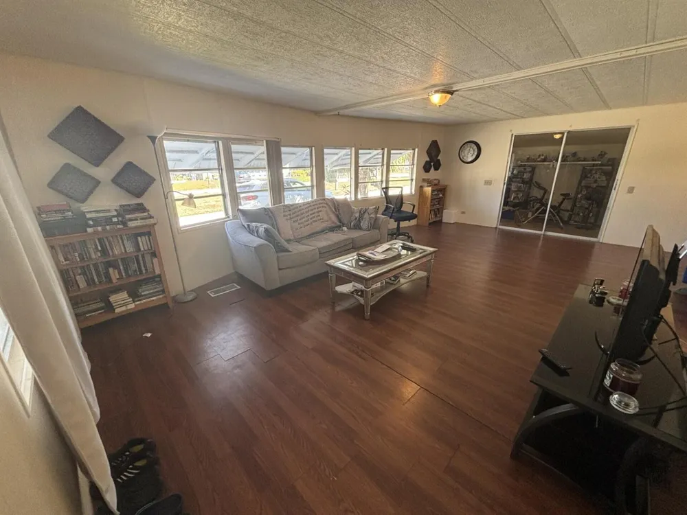 6445 Cypress Lane Atlantis, FL 33462