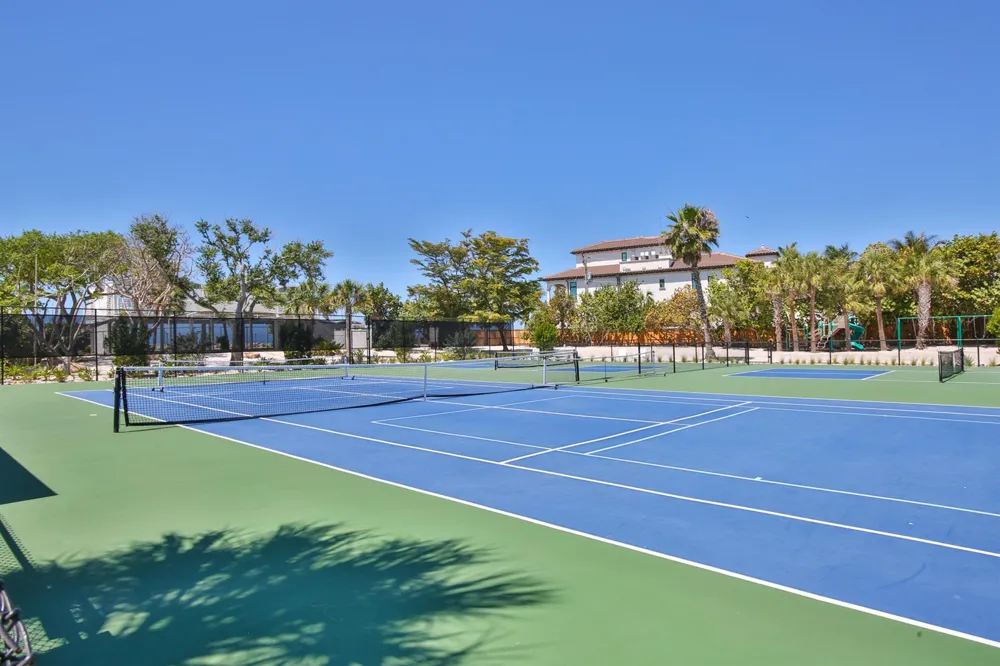 7816 Sanderling Road Sarasota, FL 34242