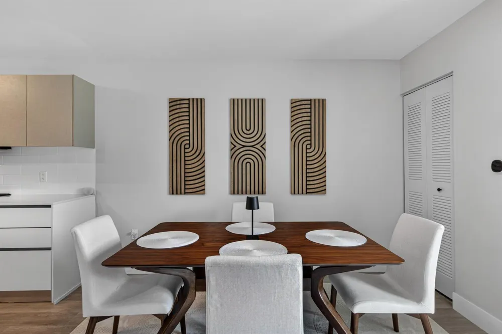 2535 NE 193rd Street #3203 Miami, FL 33180