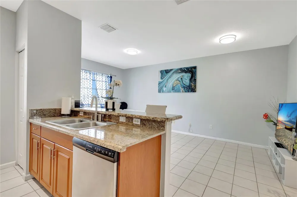 2037 Nassau Drive #2037 Riviera Beach, FL 33404