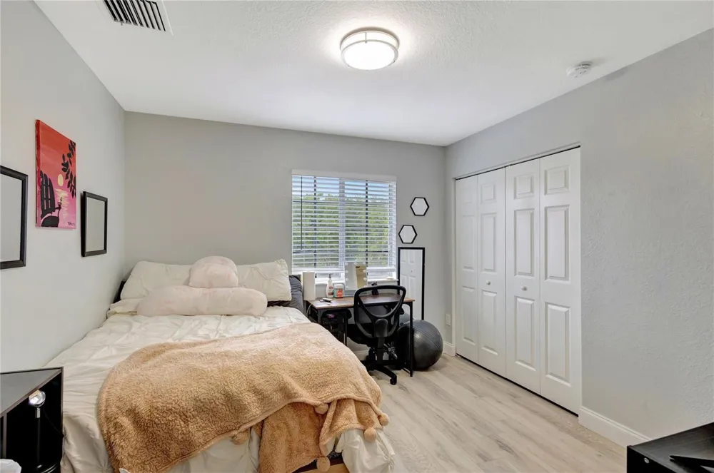 2037 Nassau Drive #2037 Riviera Beach, FL 33404